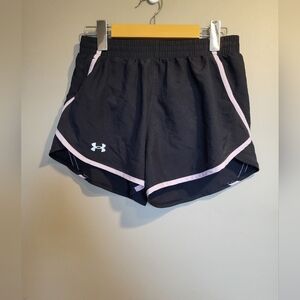 Under Armour Women's Black Shorts, Size XS (26)